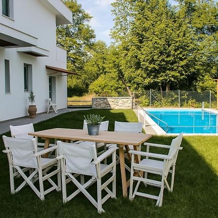 Aristotelia Gi Ikies - Olympiada Poolside Retreats Kültér fotó