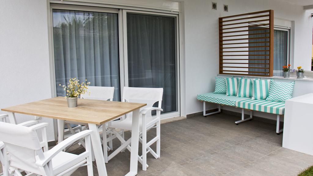 Aristotelia Gi Ikies - Olympiada Poolside Retreats Kültér fotó